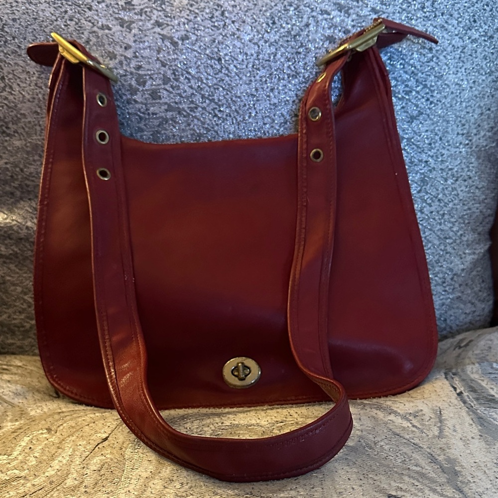 Coach Burgundy Leather Shoulder Bag